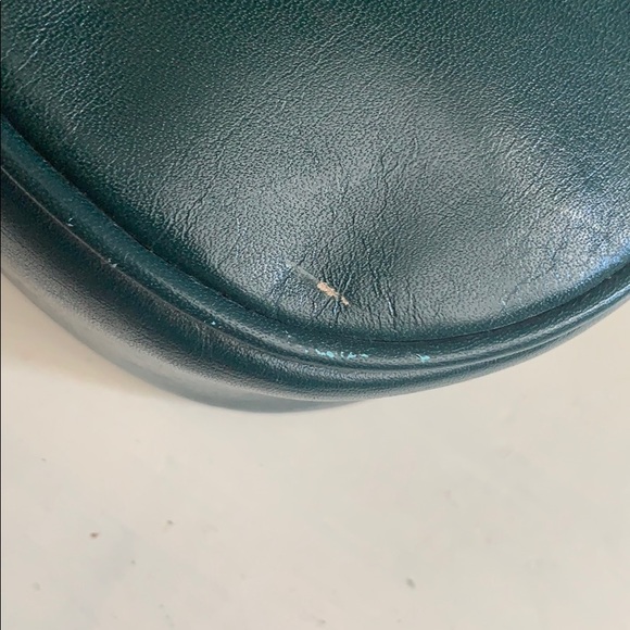 - Vintage leather green cross body purse - Picture 12 of 14